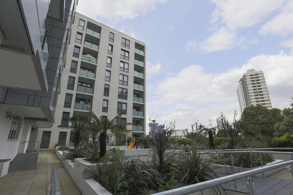 Olympic One Eighty Apartment Ilford Room photo